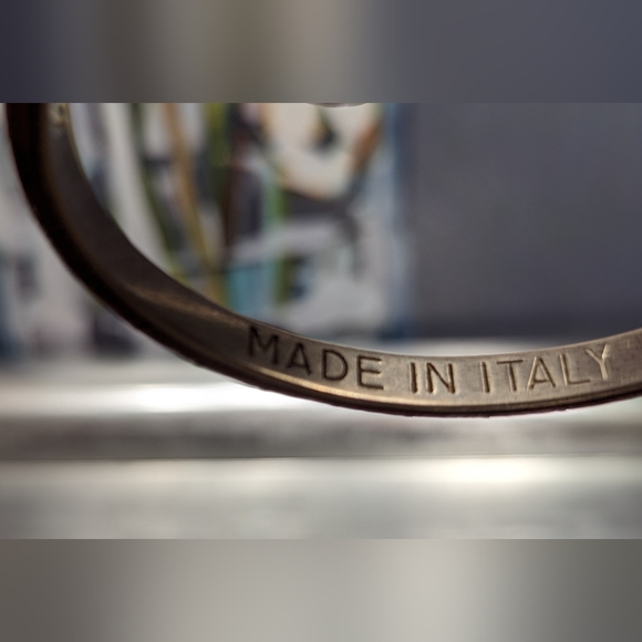 Gucci Red and Gold Bracelet - Picture 2 of 4